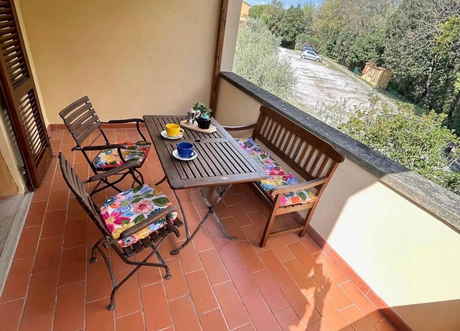 Apartment 4 Beds In Montescudaio, Common Swimming Pool, Air Conditioning And Private Outdoor Area مونتيسكودايو